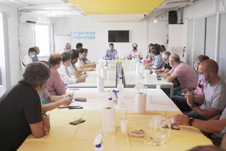 Koopmann se reunió con empresas locales y aseguró que el principal objetivo “es incentivar la creación de más empleo”