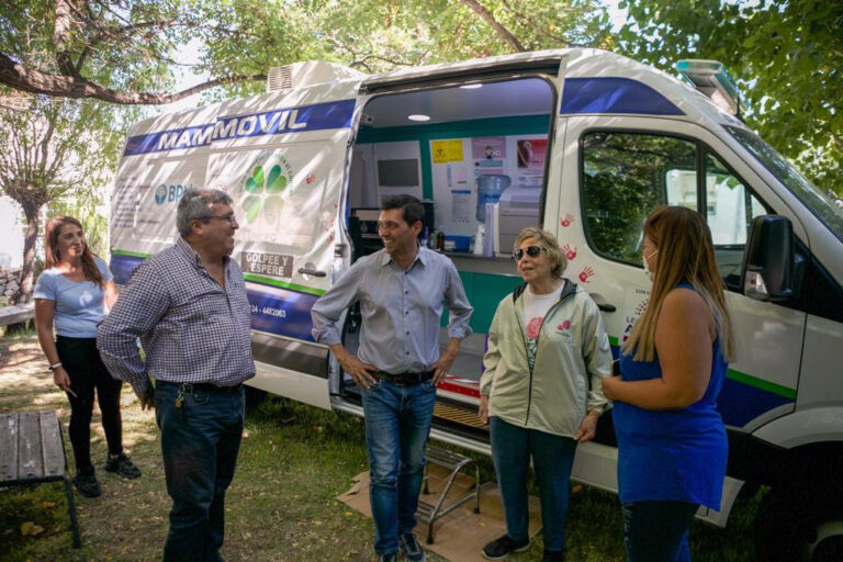 El mamógrafo móvil ya recorre el interior de la provincia