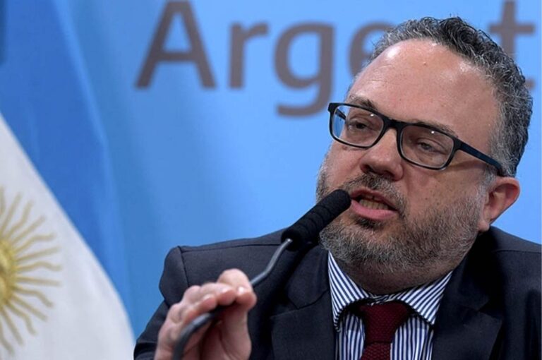 «Vamos a exigirles a los empresarios que retrotraigan precios que no tienen justificación»