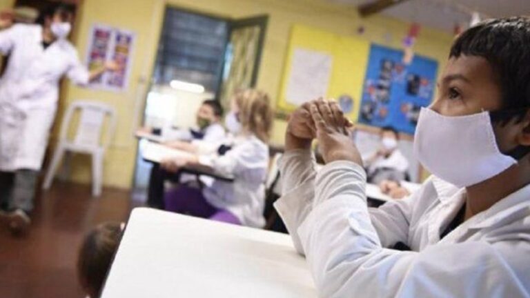 El uso del barbijo será opcional en las escuelas de la provincia