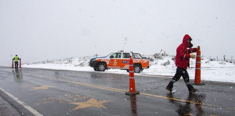Se prevén fuertes nevadas en cordillera, y vientos y lluvias en otras zonas