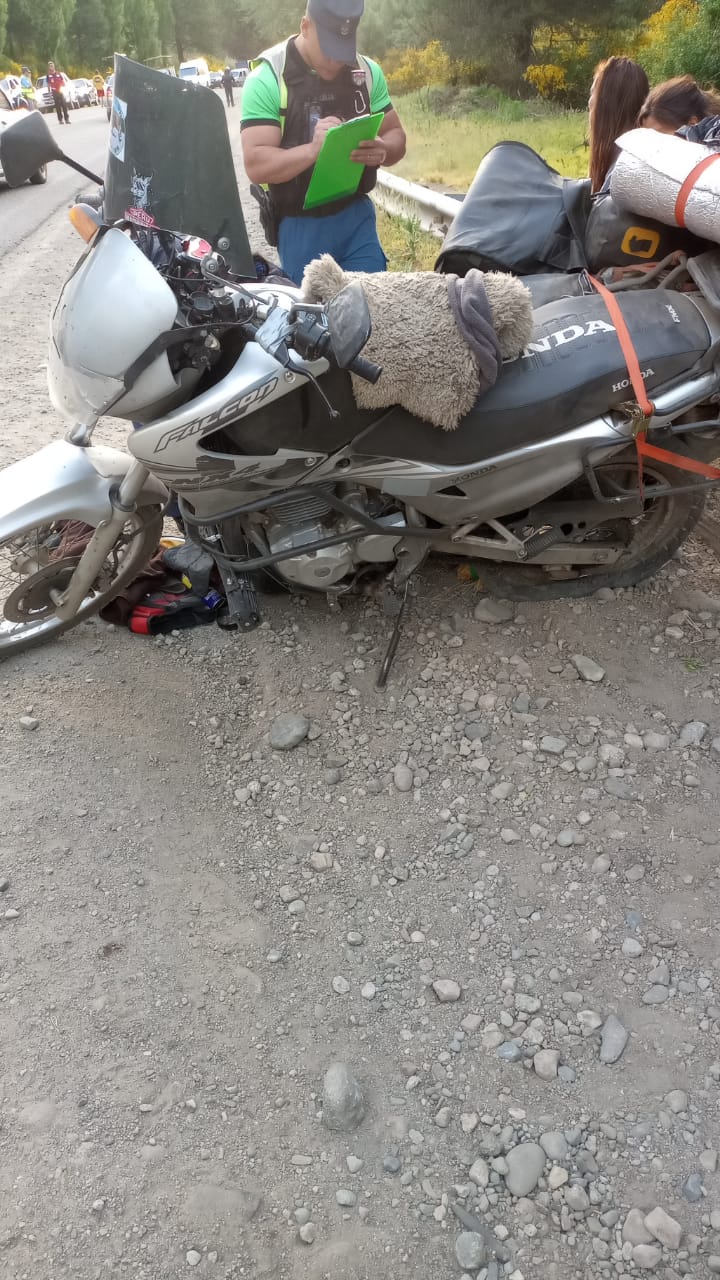 Un motociclista se accidentó en Cuesta de Pio Proto luego de pinchar una rueda thumbnail