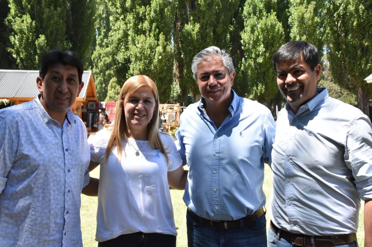 Luis Madueño y Fabián González son la fórmula de Rolando Figueroa para la intendencia de Junín de los Andes thumbnail