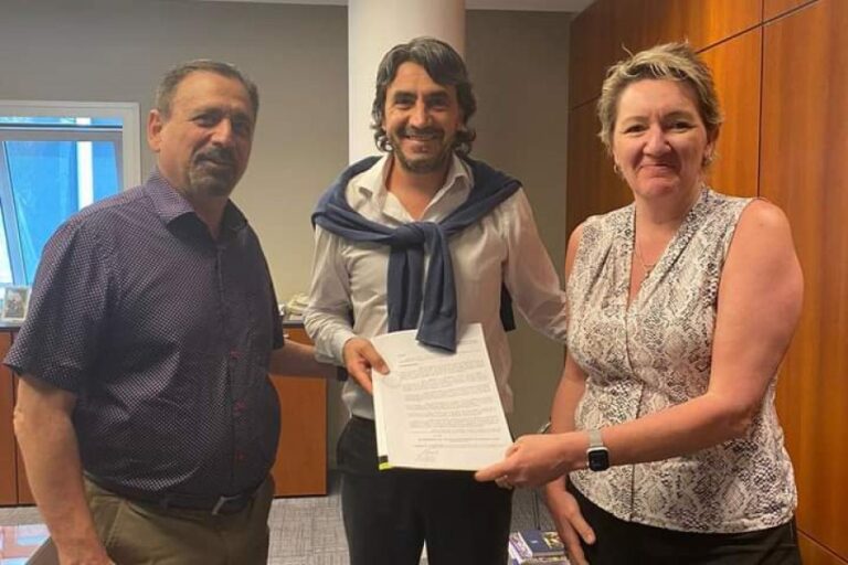Se firmó importante convenio entre el municipio y el IJAN para beneficiar a la Comunidad Mapuche Curruhuinca