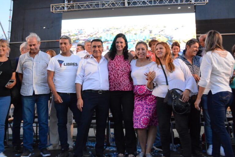 Ante una multitud, Rioseco lanzó su campaña a gobernador