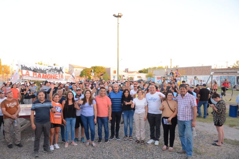 La razón de hacer política es la dignidad humana