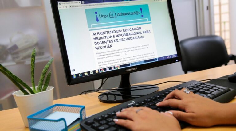 Están abiertas las inscripciones para la capacitación docente “Alfabetizad@s: educación mediática e informacional”