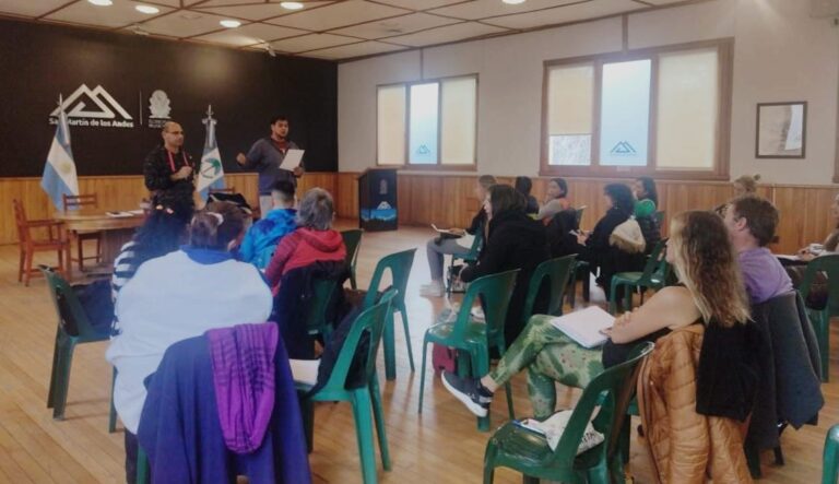 Plan de Esquí Municipal 2023: la Secretaría de Deportes encabezó una reunión informativa