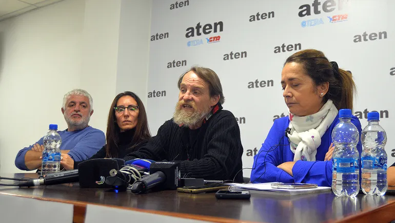 Guagliardo, duro por el falso paro: «Es una estafa a la docencia»