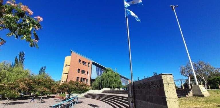 Desde su implementación nueve docentes renunciaron al adicional