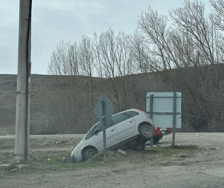 Aseguran que por falta de iluminación en el ingreso al aeropuerto se producen varios accidentes
