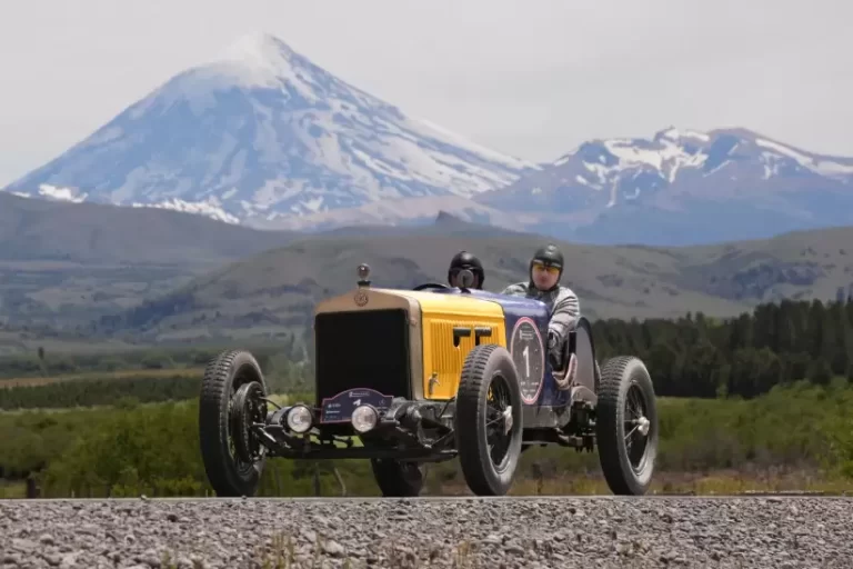 Llega 1000 Millas Sport, la competencia de autos clásicos que recorre la región
