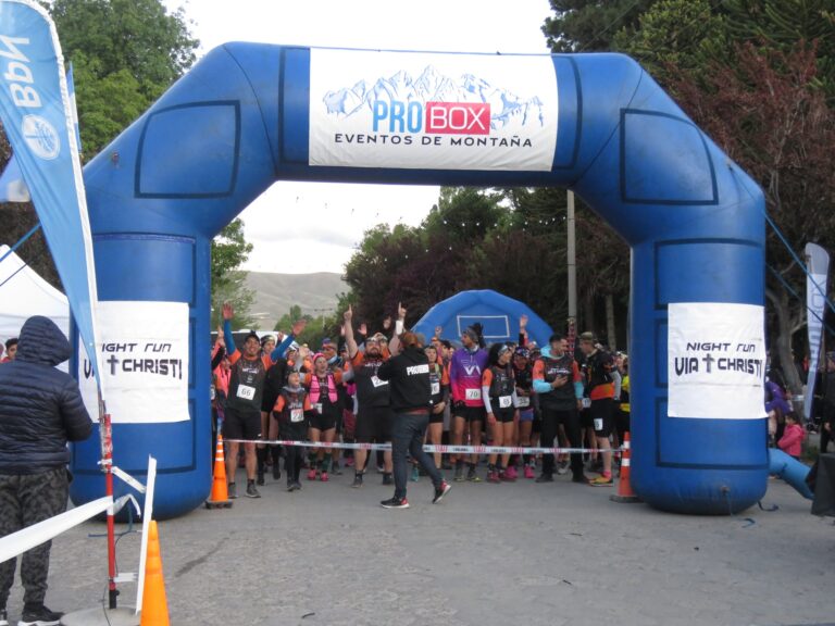 Una Chaqueña y un Juninense dueños del Via Christi Night Run 3