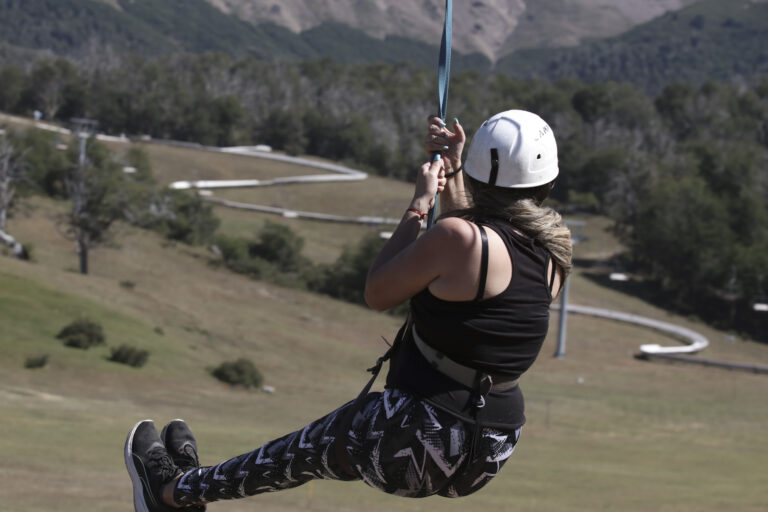 Conocé la nueva propuesta de aventuras que ofrece Chapelco para el verano 2024