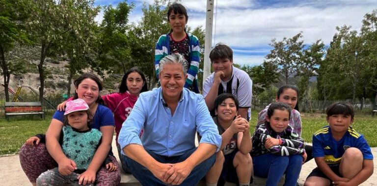 En el Norte profundo, Figueroa presentó el Programa de Becas
