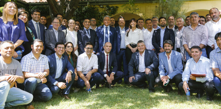 Contundente expresión en defensa de la provincia
