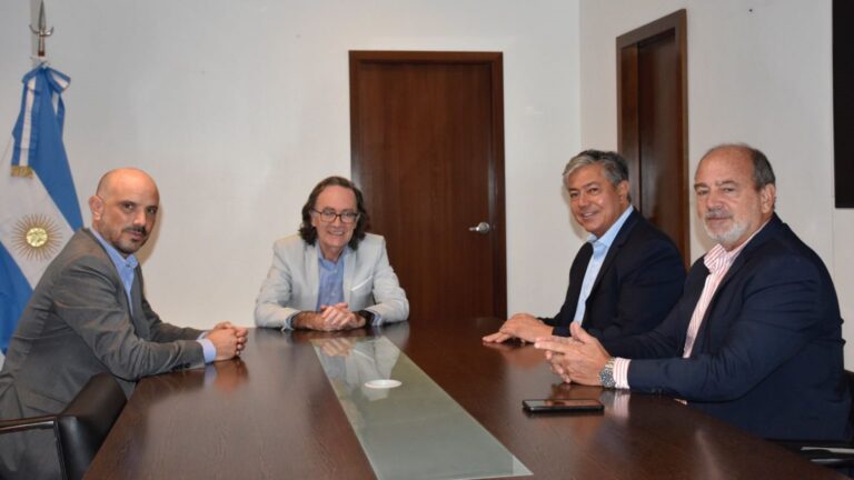 Rolando Figueroa reclamó por la deuda de ANSES con el ISSN