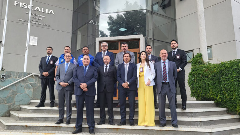 Gerez se reunió con fiscales y policías de Chile para fortalecer las investigaciones