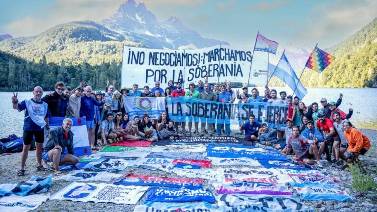 Comienza la octava «Marcha por la Soberanía del Lago Escondido»