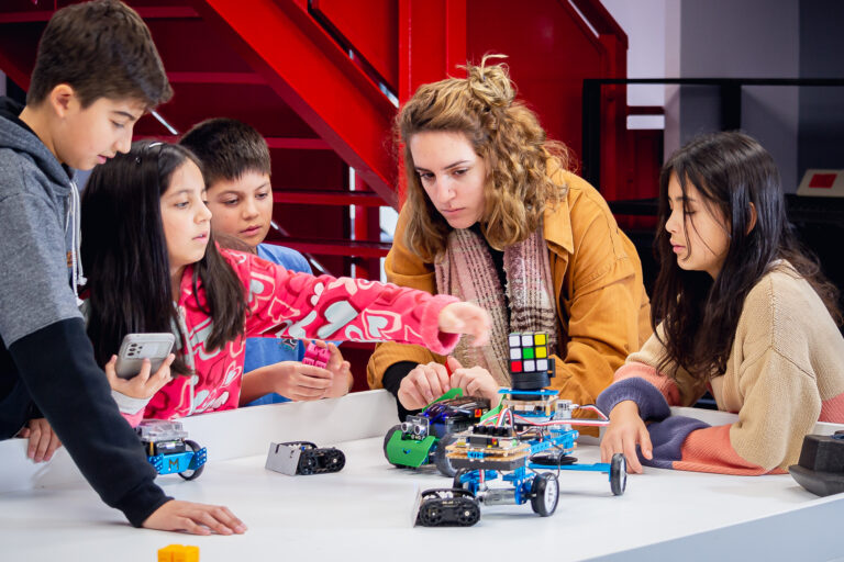 BIT inicia sus experiencias educativas 2024