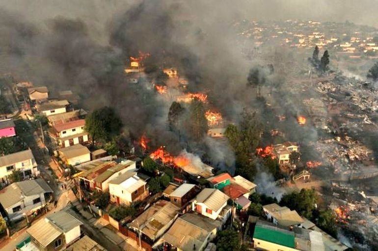 Los incencios en Valparaiso arrasaron con barrio enteros.