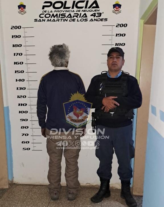 Robó en dos comercios y lo atraparon