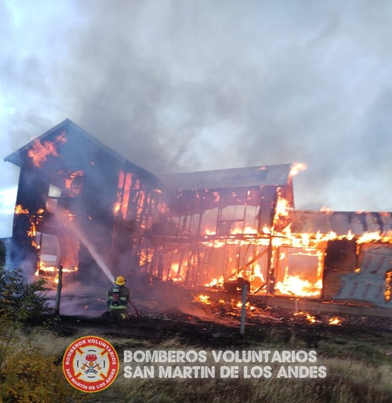 Una familia perdió todo en un incendio