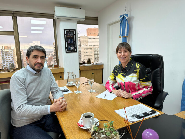 El intendente Carlos Saloniti continúa sus reuniones en la ciudad de Neuquén
