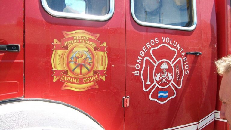 Otra vez: Estado neuquino adeuda fondos a bomberos voluntarios