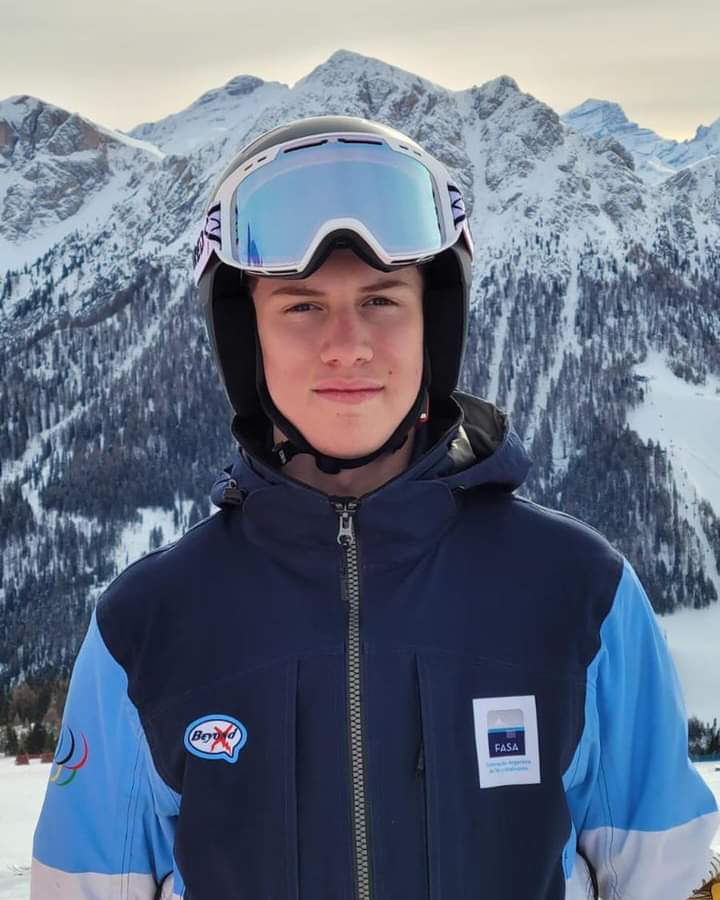 Nicolás Quintero fue distinguido por su participación en los Juegos Olímpicos de la Juventud de Corea