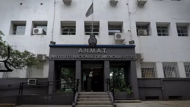 La ANMAT Prohibió la producción y venta de medicamentos de un laboratorio de Junín de los Andes