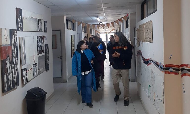 Soledad Martínez recorrió establecimientos educativos en San Martín de los Andes