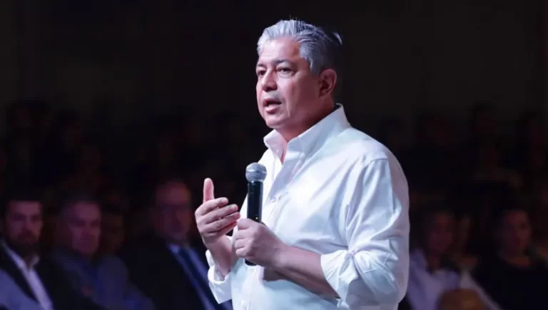 Rolando Figueroa: «Llegó la hora de que en cada rincón de la provincia se pueda vivir mejor»