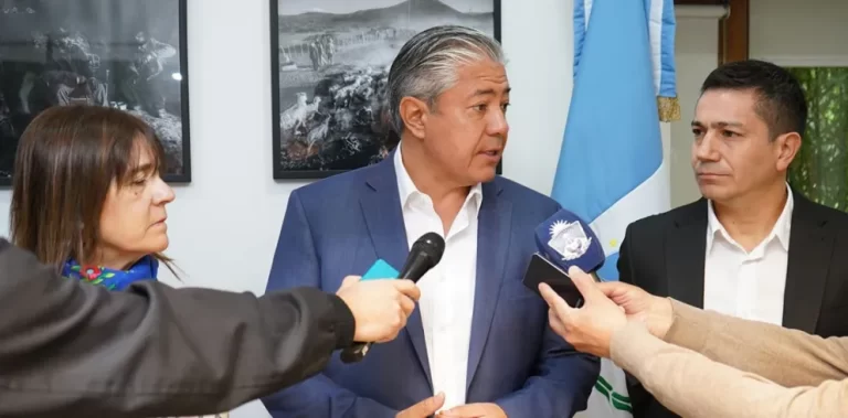 Figueroa expresó su acompañamiento a la UNCo
