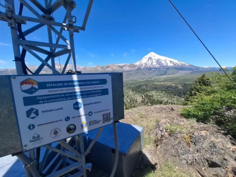 Concluyó con éxito la campaña de mantenimiento en el volcán Lanín