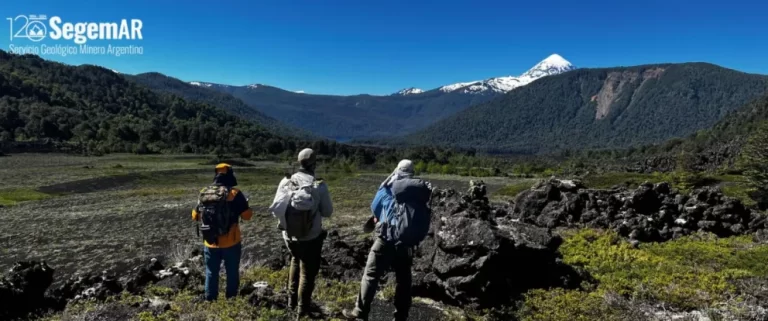 SEGEMAR avanza en estudios sobre volcanes activos en el Parque Nacional Lanín