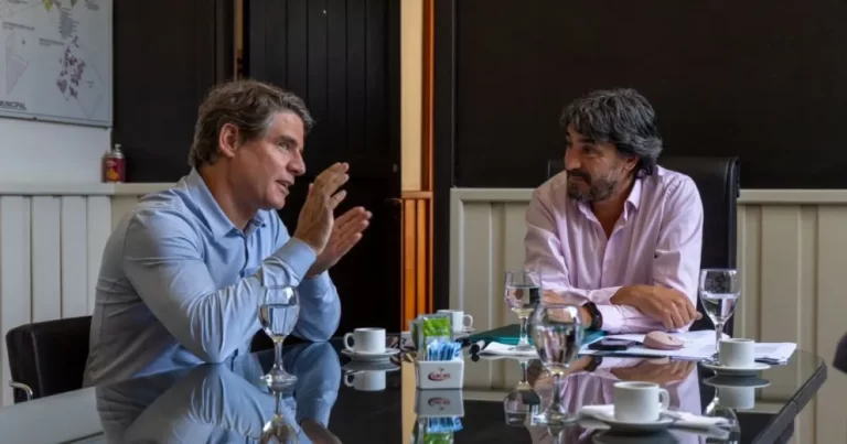 Carlos Saloniti y directivos de La Anónima planifican acciones conjuntas para el crecimiento de la ciudad