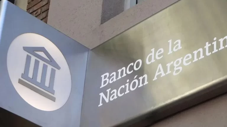 El Gobierno transformó el Banco Nación en una Sociedad Anónima y anunció que implementerá cambios
