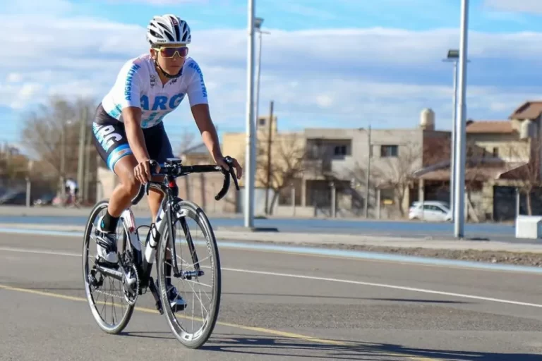 Abril Garzón, la ciclista de Huinganco que se ganó un lugar en la Selección Argentina