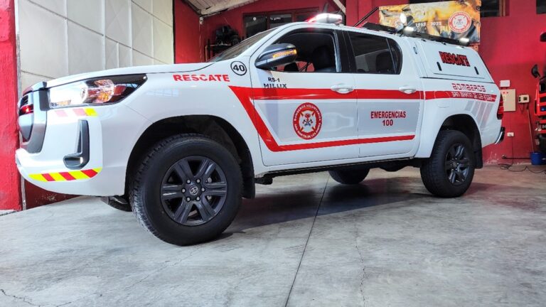 Los Bomberos Voluntarios incorporan un nuevo vehículo de rescate
