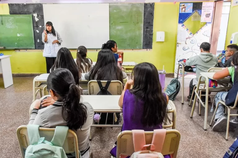Nuevo aumento en las partidas para el funcionamiento de escuelas