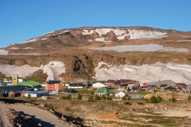 La Provincia llama a licitación pública del Hotel Termas de Copahue