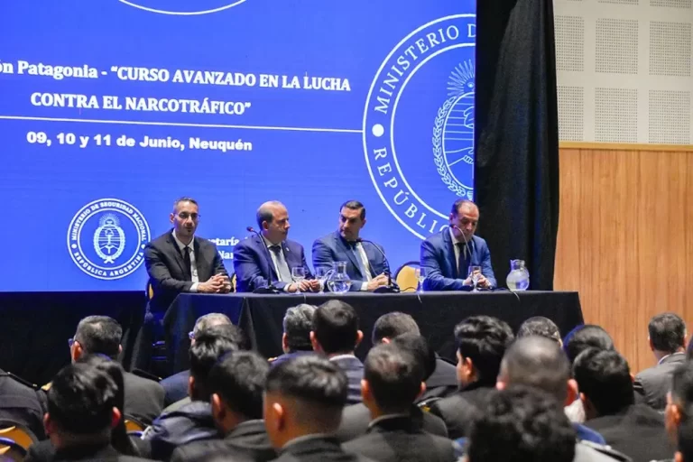 Comenzó el Curso Avanzado en la Lucha contra el Narcotráfico